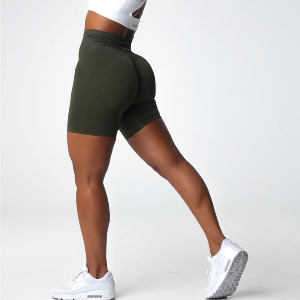 NVGTN Olive Contour 2.0 Seamless Shorts